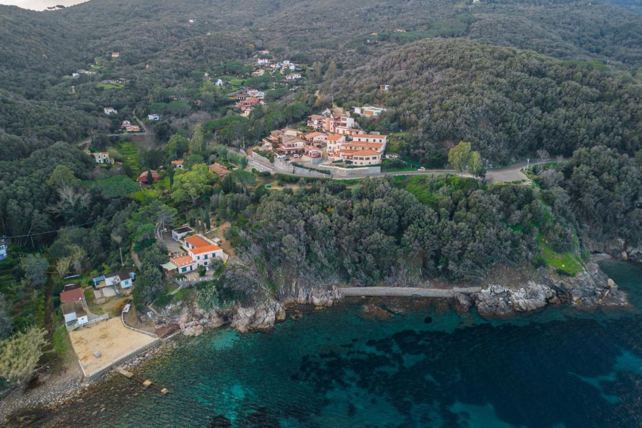 La Paolina Vista Mare E Natura Марчана Марина Екстериор снимка